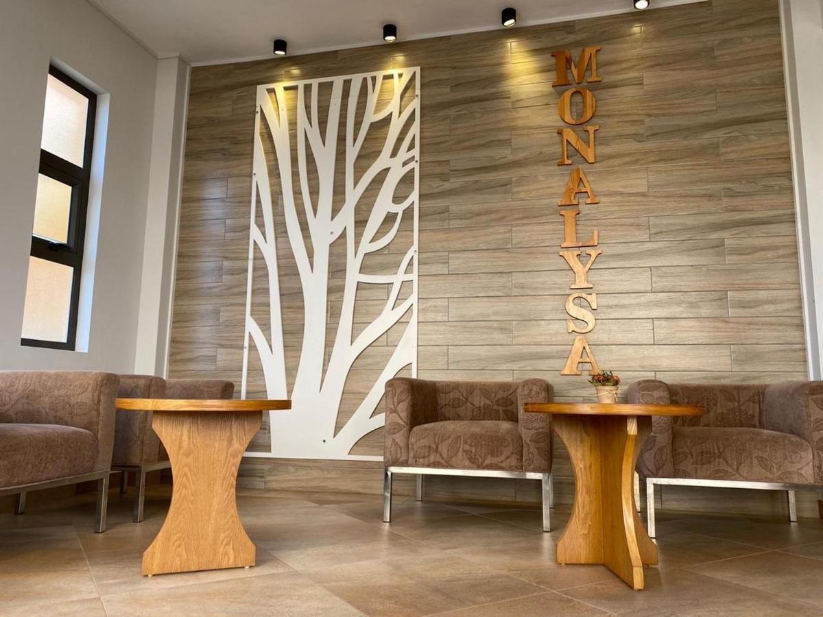 The Monalysa Suites & Residence غراند بايَ المظهر الخارجي الصورة